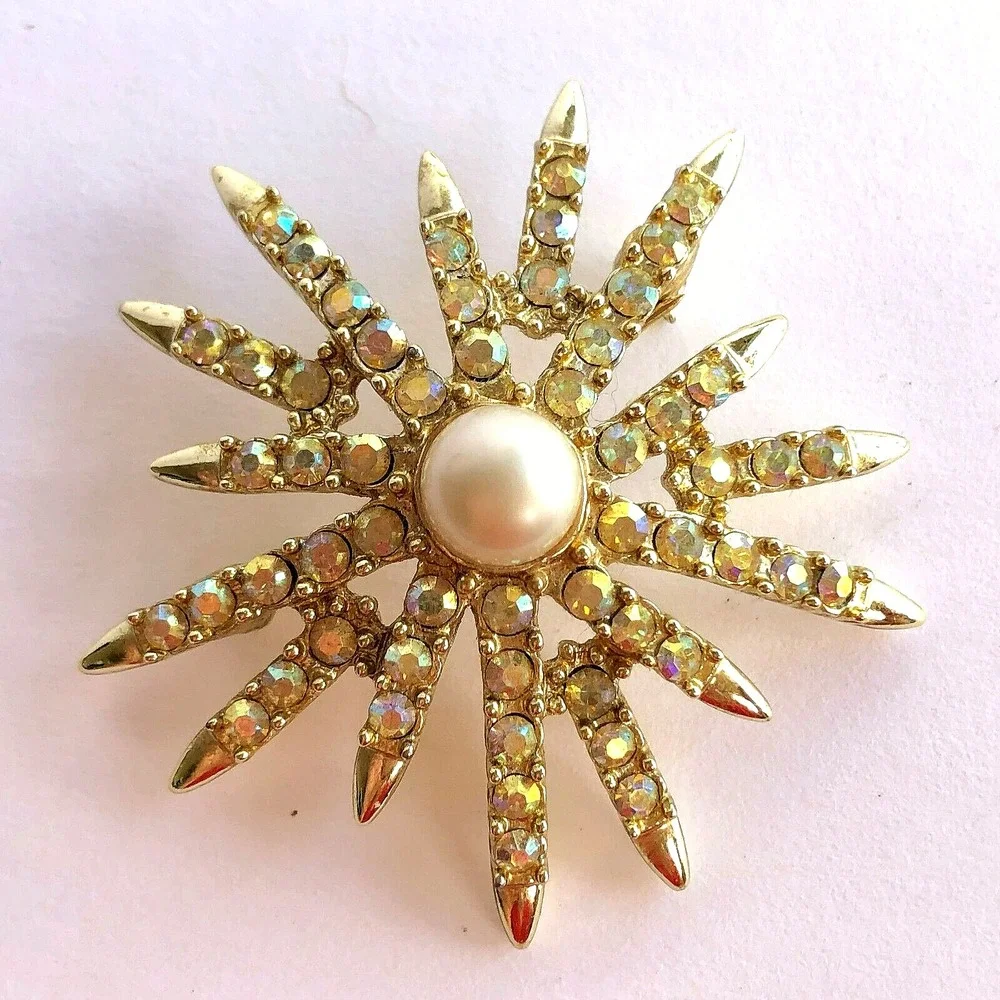 Vintage Emmons Brooch Gorgeous Rhinestones Pearls Aurora Crystal Starburst  2